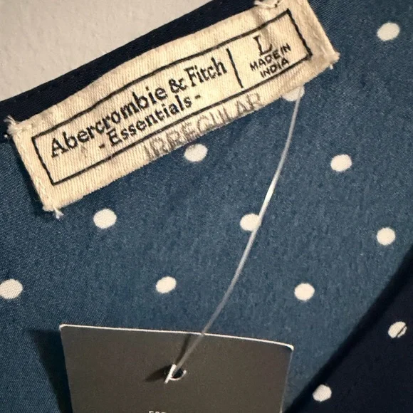 Abercrombie & Fitch Navy Blue Polka Dot Camisole - Picture 3 of 4